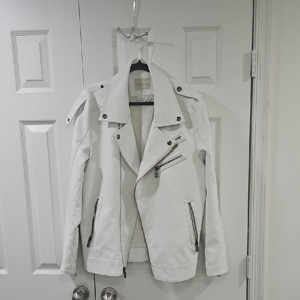 Chic men's White Leather Jacket